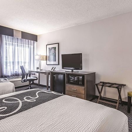 La Quinta By Wyndham Hartford Bradley Airport Hotel Windsor Locks Buitenkant foto