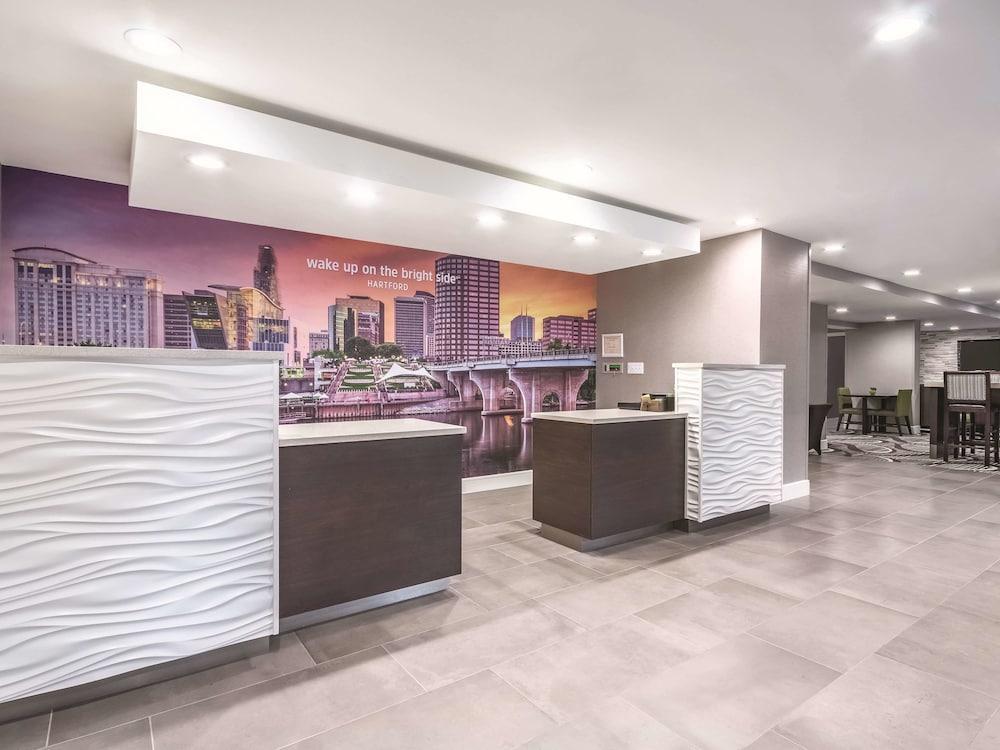 La Quinta By Wyndham Hartford Bradley Airport Hotel Windsor Locks Buitenkant foto