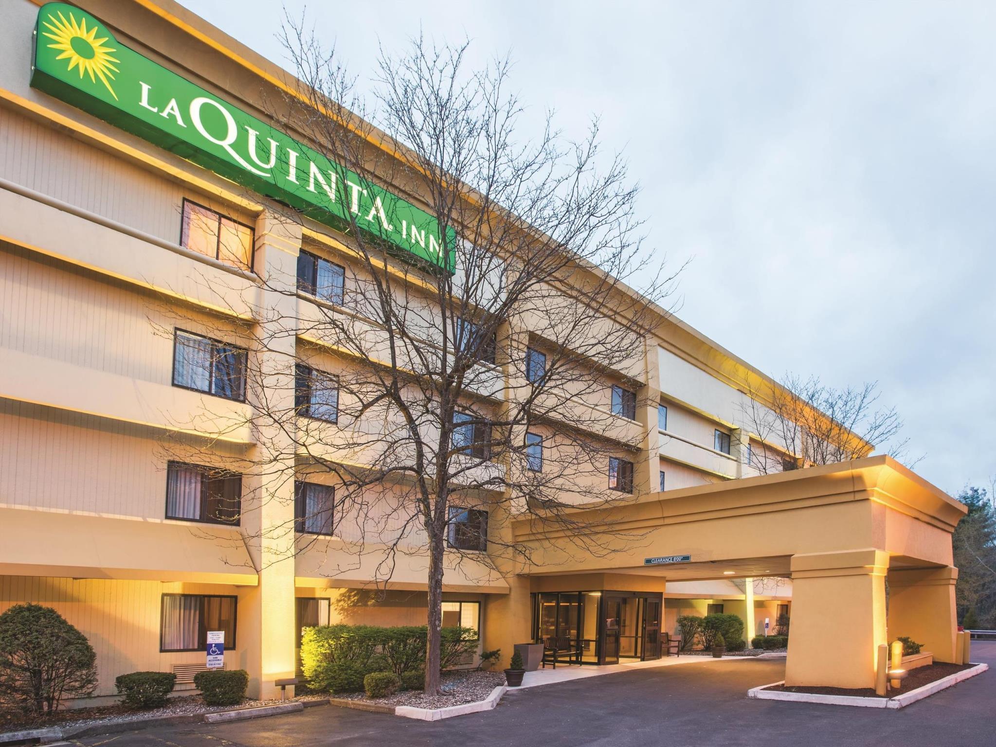 La Quinta By Wyndham Hartford Bradley Airport Hotel Windsor Locks Buitenkant foto