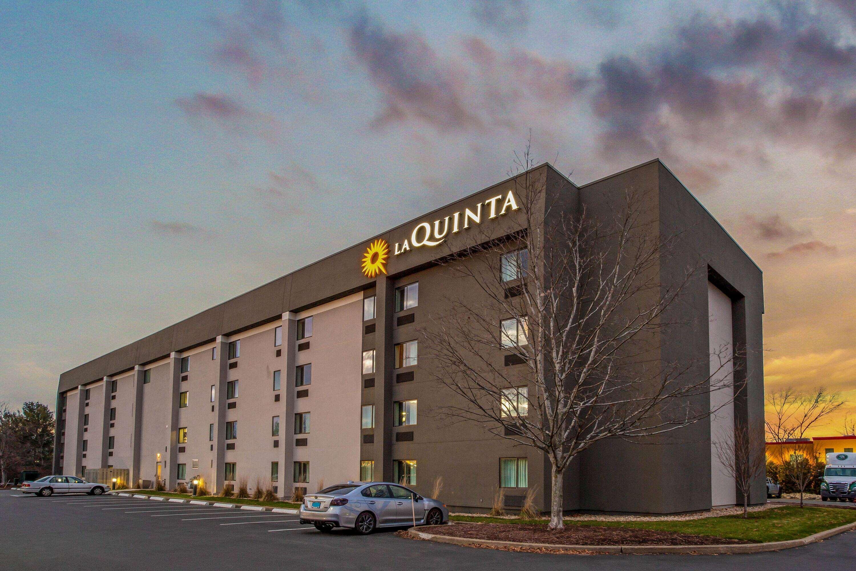 La Quinta By Wyndham Hartford Bradley Airport Hotel Windsor Locks Buitenkant foto