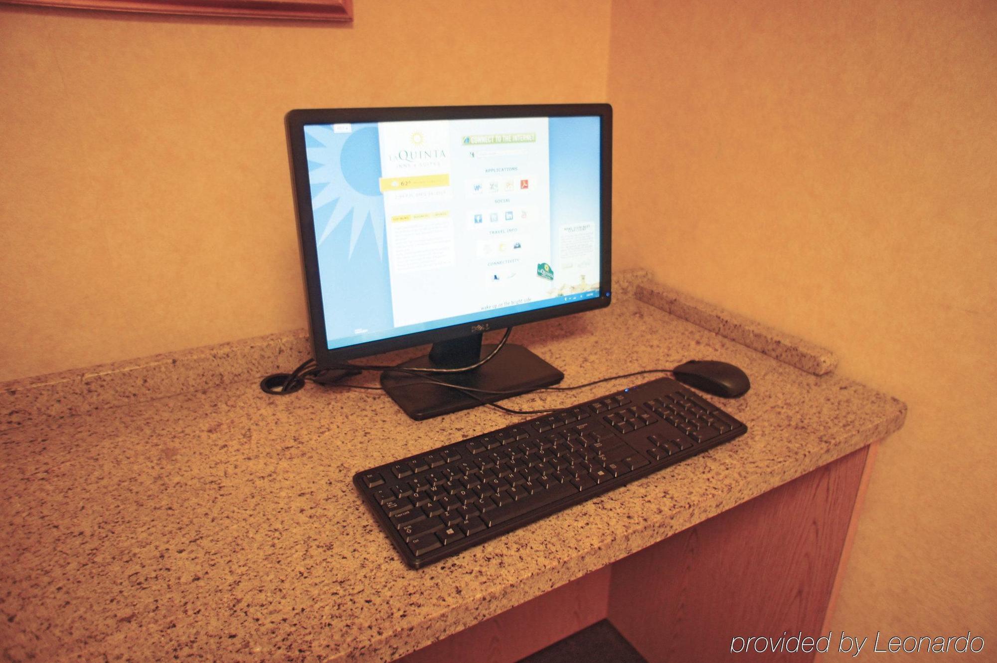 La Quinta By Wyndham Hartford Bradley Airport Hotel Windsor Locks Buitenkant foto