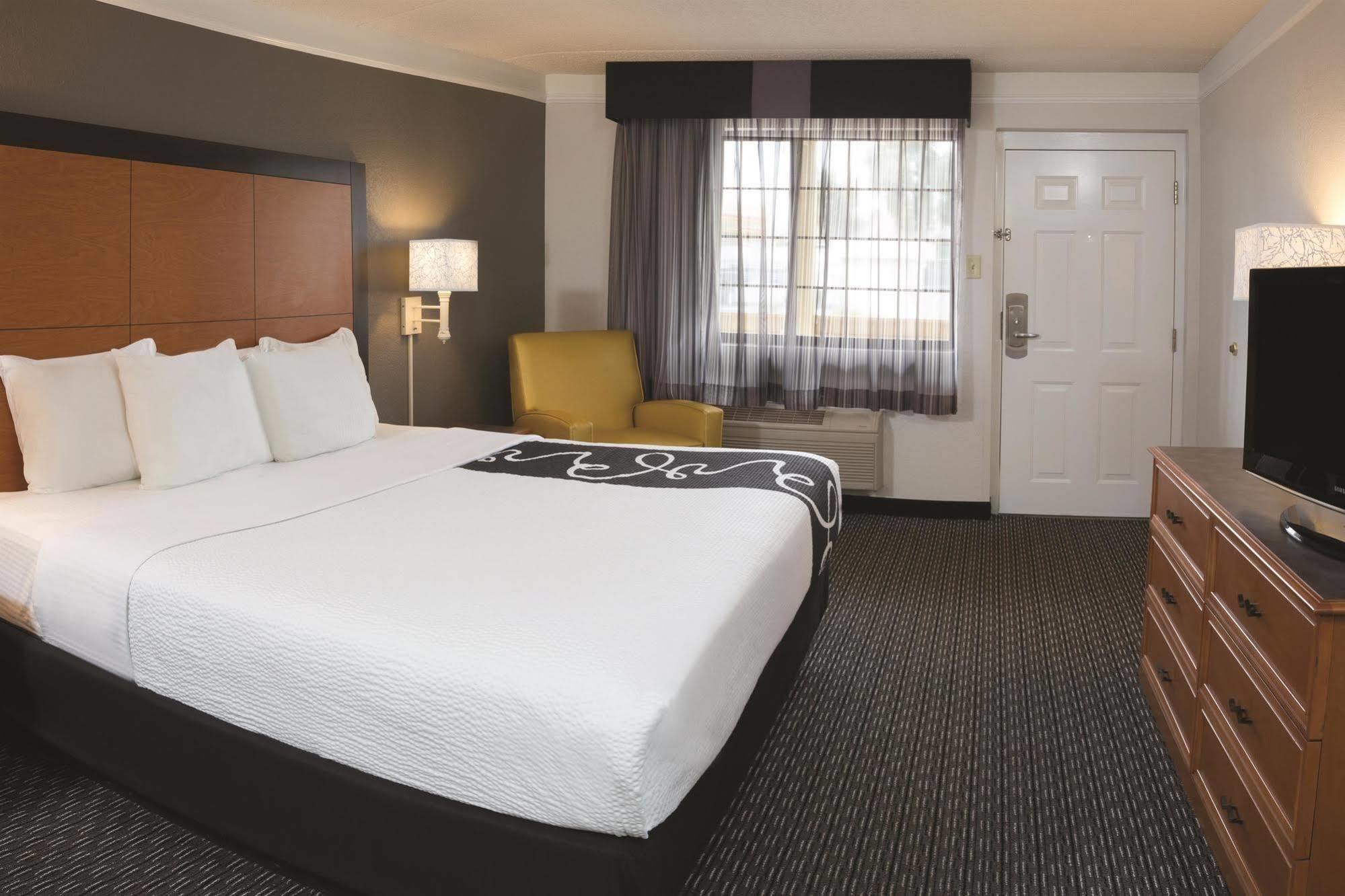 La Quinta By Wyndham Hartford Bradley Airport Hotel Windsor Locks Buitenkant foto